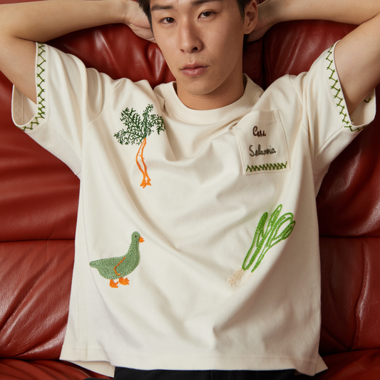 JARDIN HAND EMBROIDERED TEE