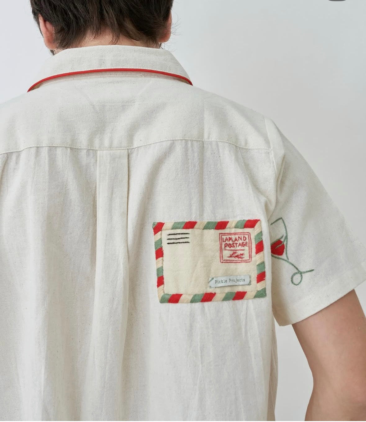 TU ES MA MAISON HOLIDAY COLLECTION HAND EMBROIDERED S/S SHIRT